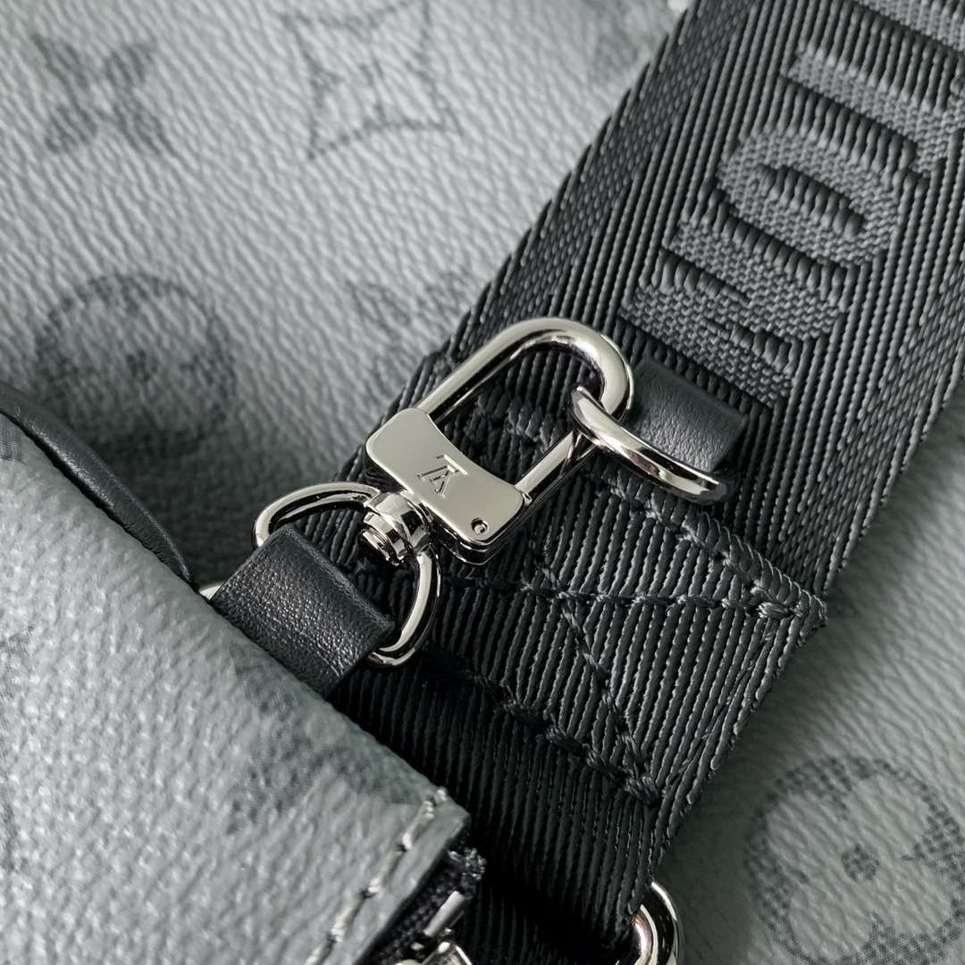 LV M69443 Louis Vuitton Trio Messenger Bag Monogram Eclipse Canvas