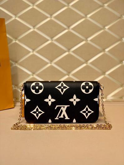 LV M69515 Louis Vuitton Crafty F¨¦licie Pochette Black - luxibagsmall