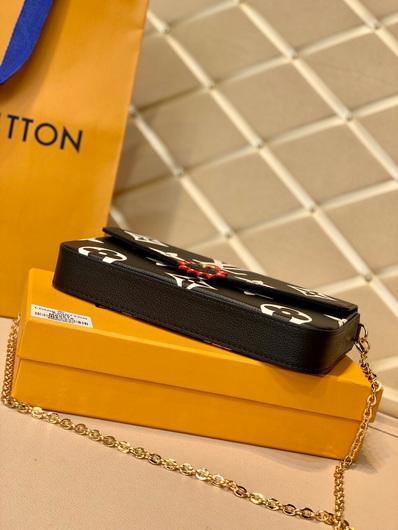 LV M69515 Louis Vuitton Crafty F¨¦licie Pochette Black - luxibagsmall