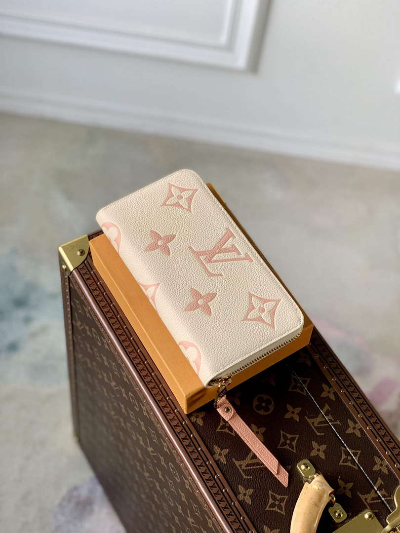 LV M69794 Louis Vuitton Zippy Wallet Pink