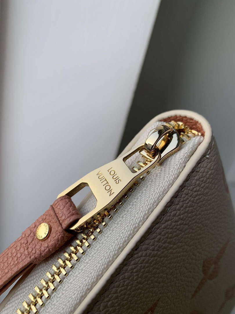 LV M69794 Louis Vuitton Zippy Wallet Pink