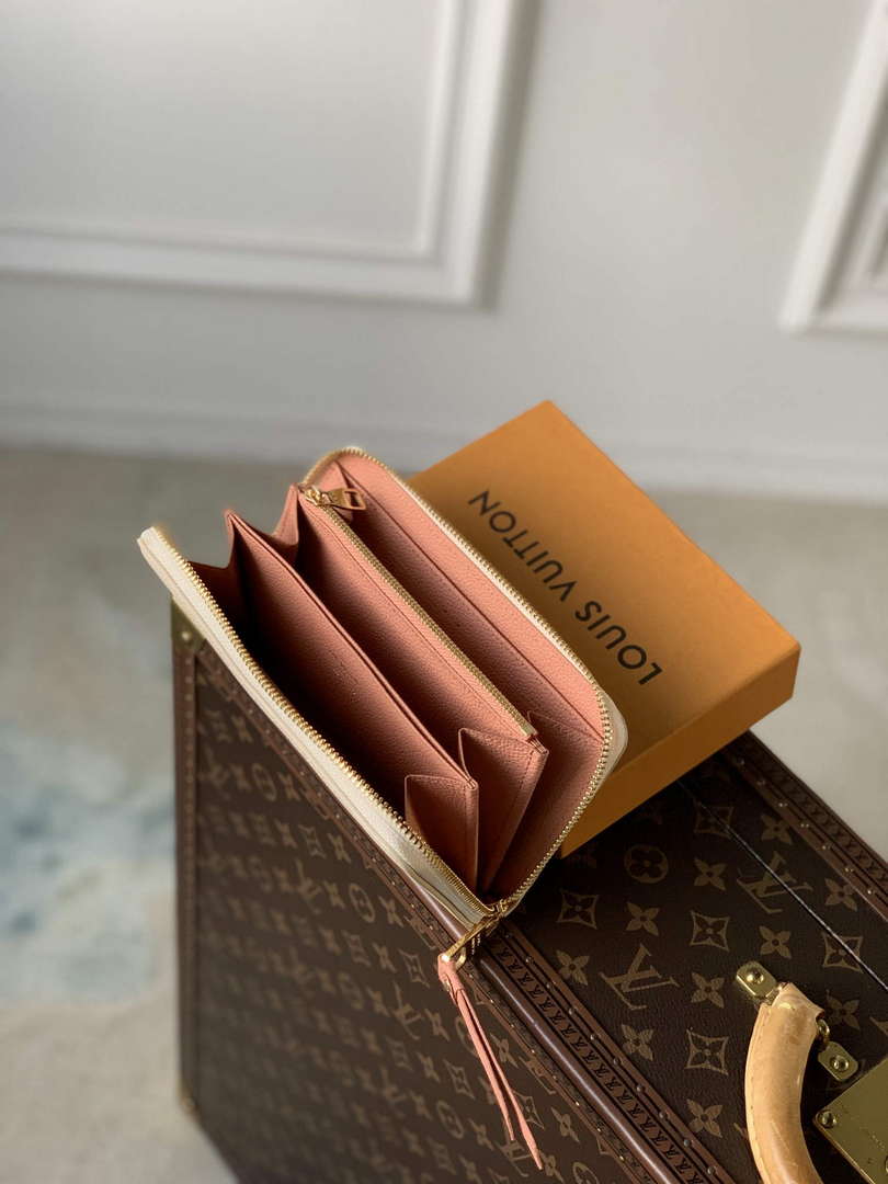 LV M69794 Louis Vuitton Zippy Wallet Pink
