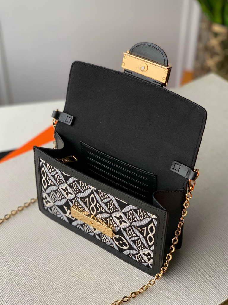 LV M69992 Louis Vuitton  Since 1854 Dauphine Chain Wallet Monogram Black