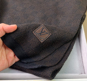 LV M70517 Louis Vuitton Petit Damier Scarf  L60154 - Default Title - View 4