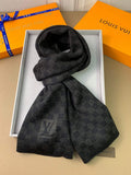 LV M70517 Louis Vuitton Petit Damier Scarf  L60157