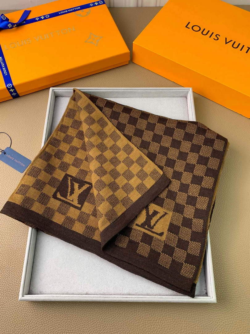 LV M70517 Louis Vuitton Petit Damier Scarf  L60158