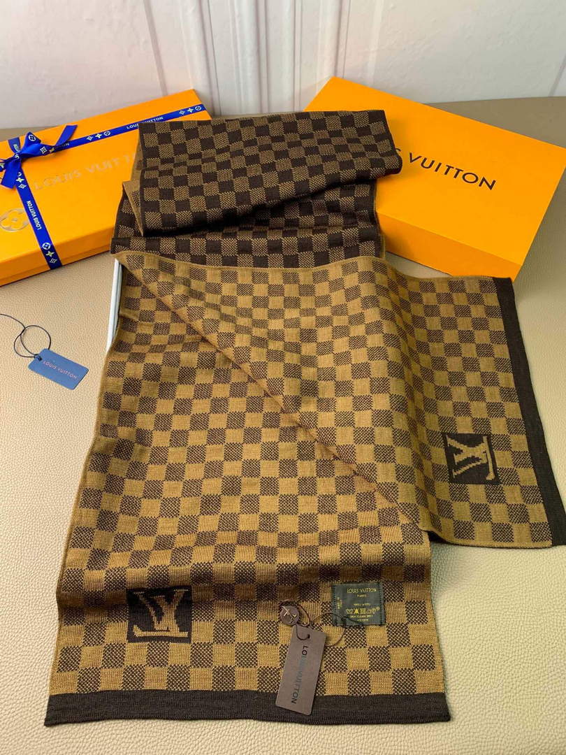LV M70517 Louis Vuitton Petit Damier Scarf  L60158