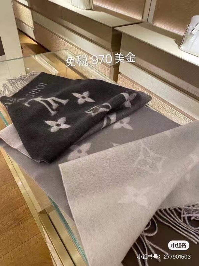 LV M70868 Louis Vuitton Reykjavik Gradient Scarf L60171