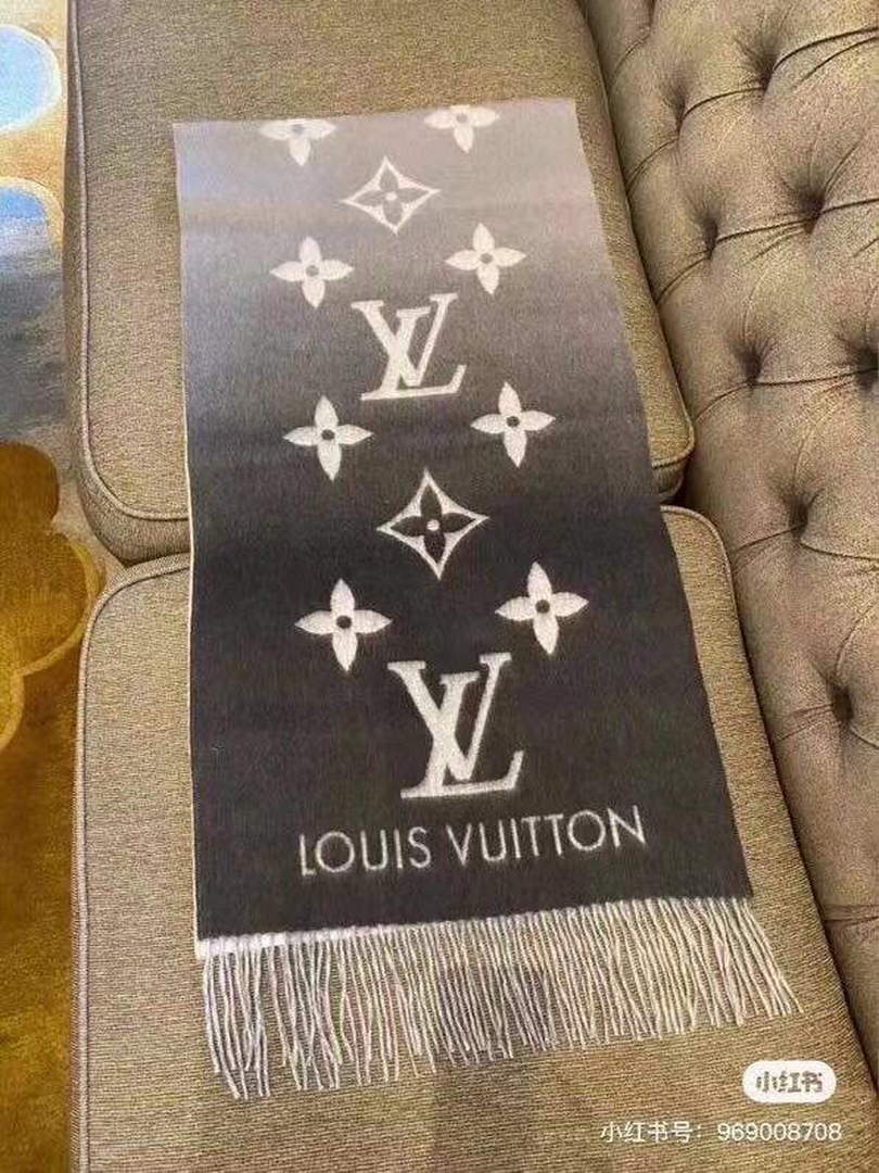 LV M70868 Louis Vuitton Reykjavik Gradient Scarf L60171