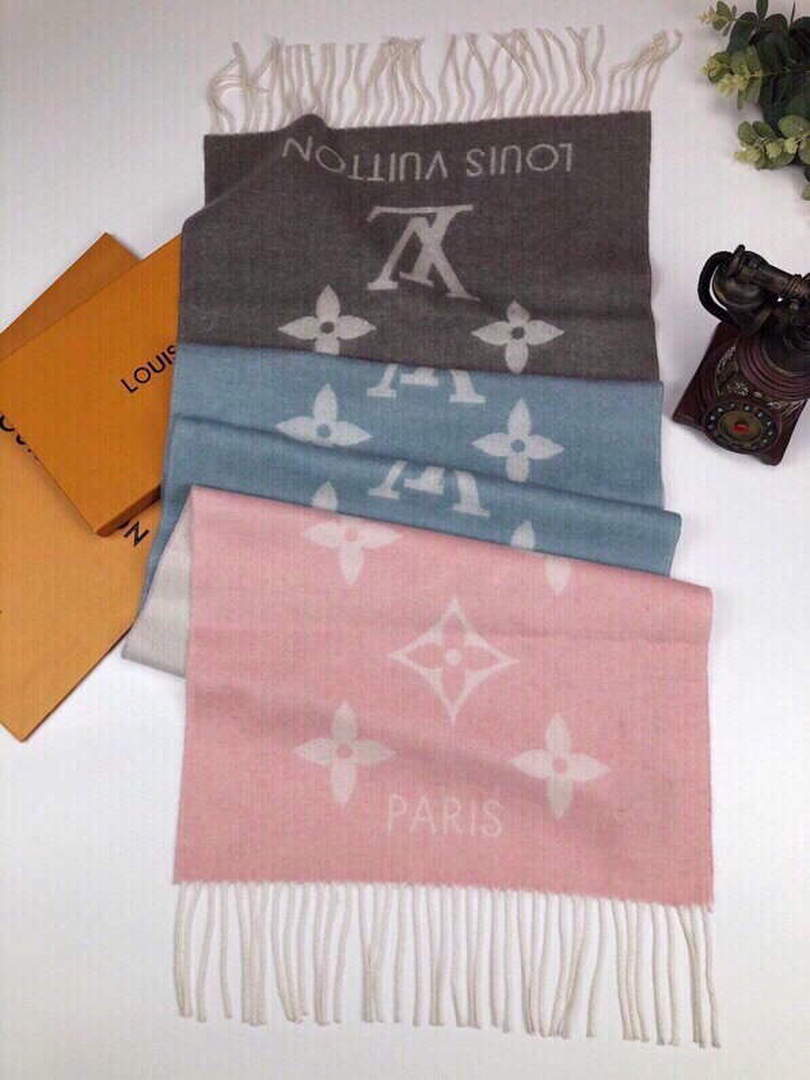 LV M70868 Louis Vuitton Reykjavik Gradient Scarf L60172