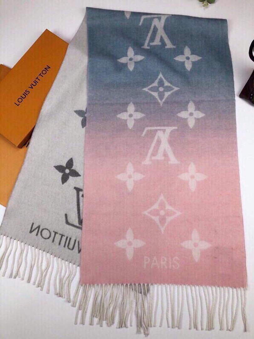 LV M70868 Louis Vuitton Reykjavik Gradient Scarf L60172