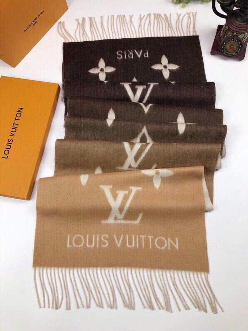 LV M70868 Louis Vuitton Reykjavik Gradient Scarf L60173