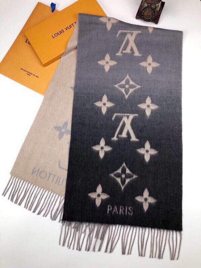 LV M70868 Louis Vuitton Reykjavik Gradient Scarf L60174