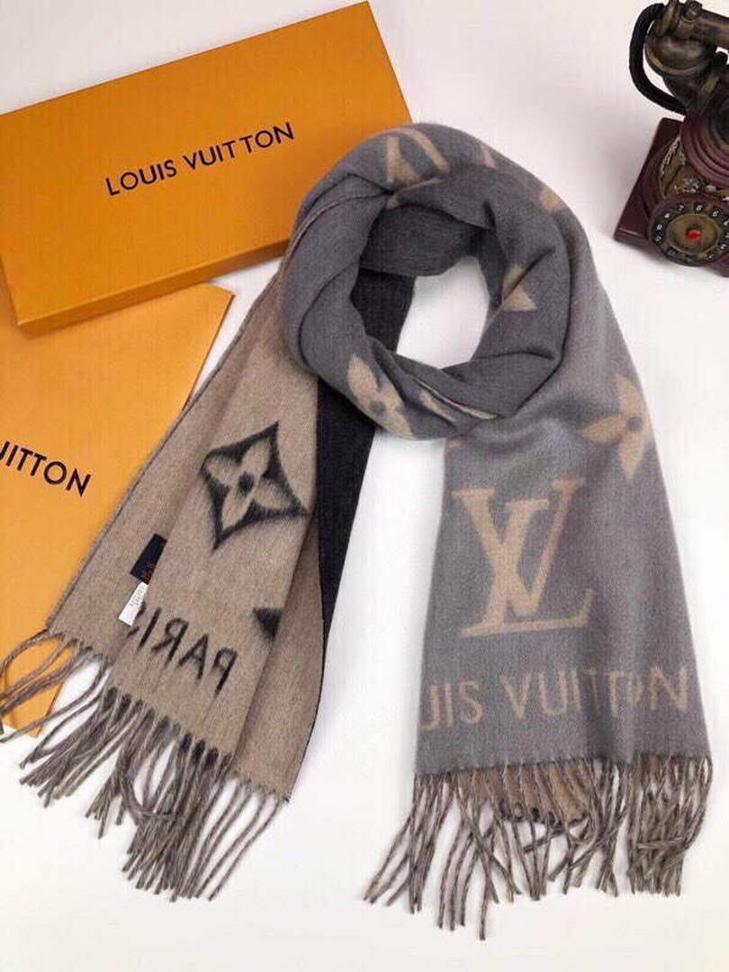 LV M70868 Louis Vuitton Reykjavik Gradient Scarf L60174 - Default Title - View 1
