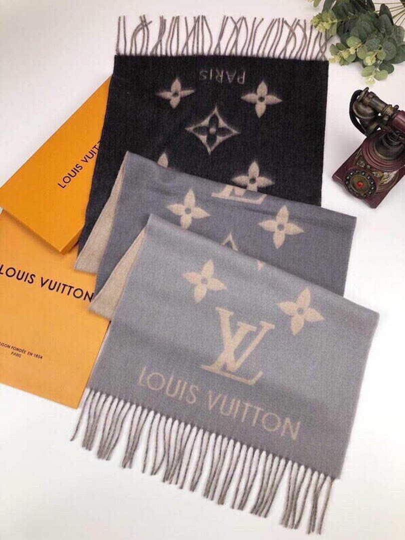 LV M70868 Louis Vuitton Reykjavik Gradient Scarf L60174