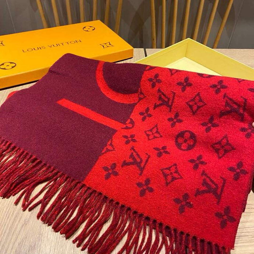LV M70924 Louis Vuitton Monogram Split Scarf L60150