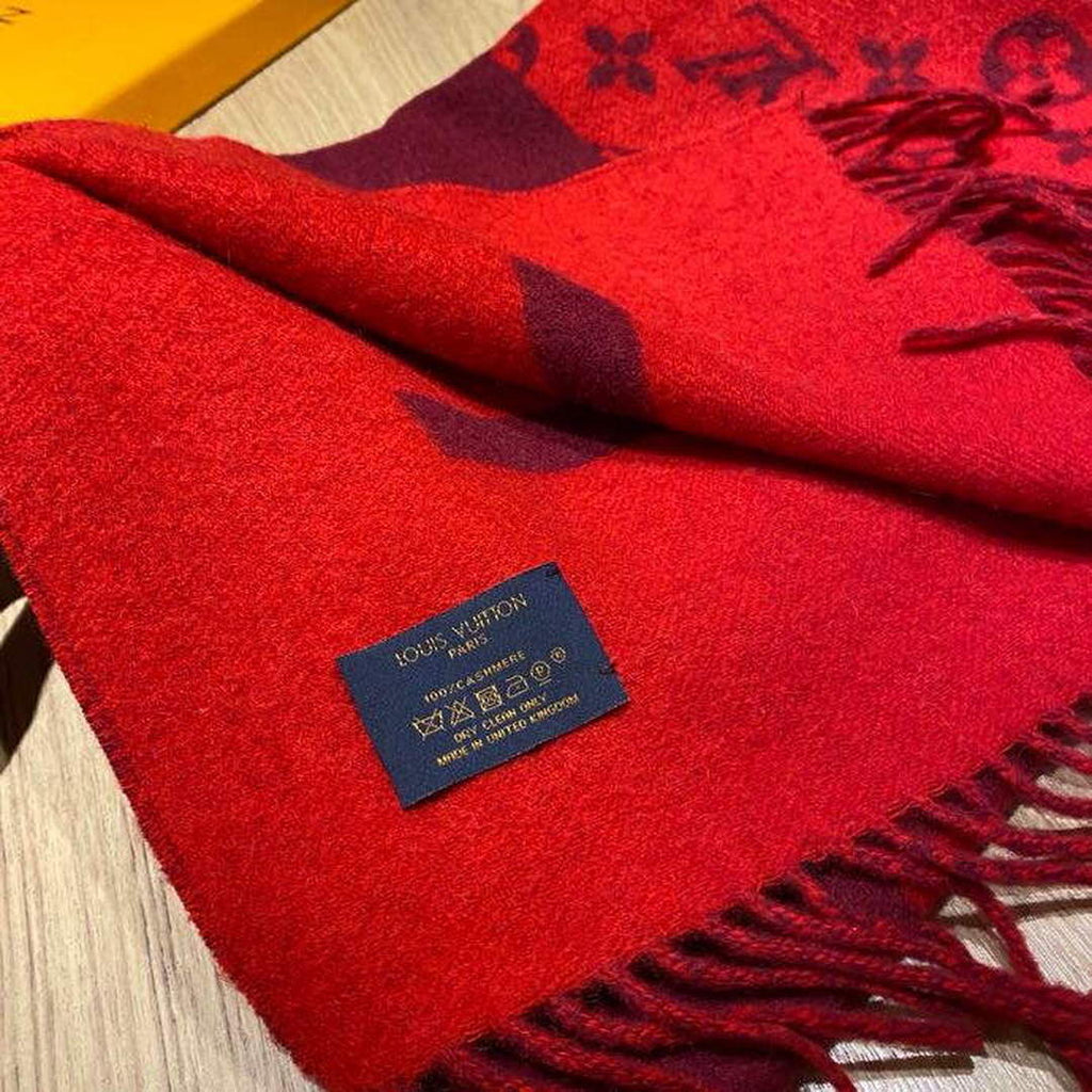 LV M70924 Louis Vuitton Monogram Split Scarf L60150
