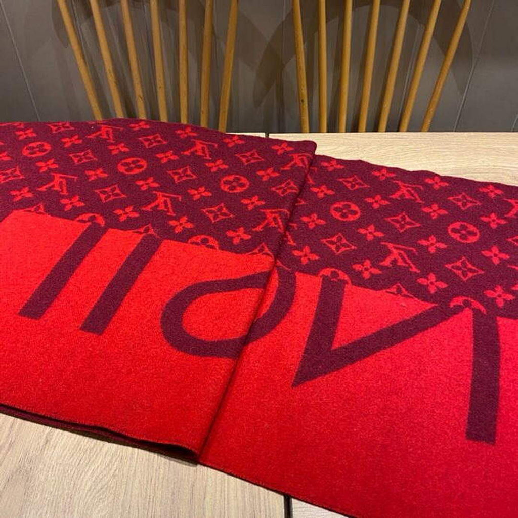LV M70924 Louis Vuitton Monogram Split Scarf L60150