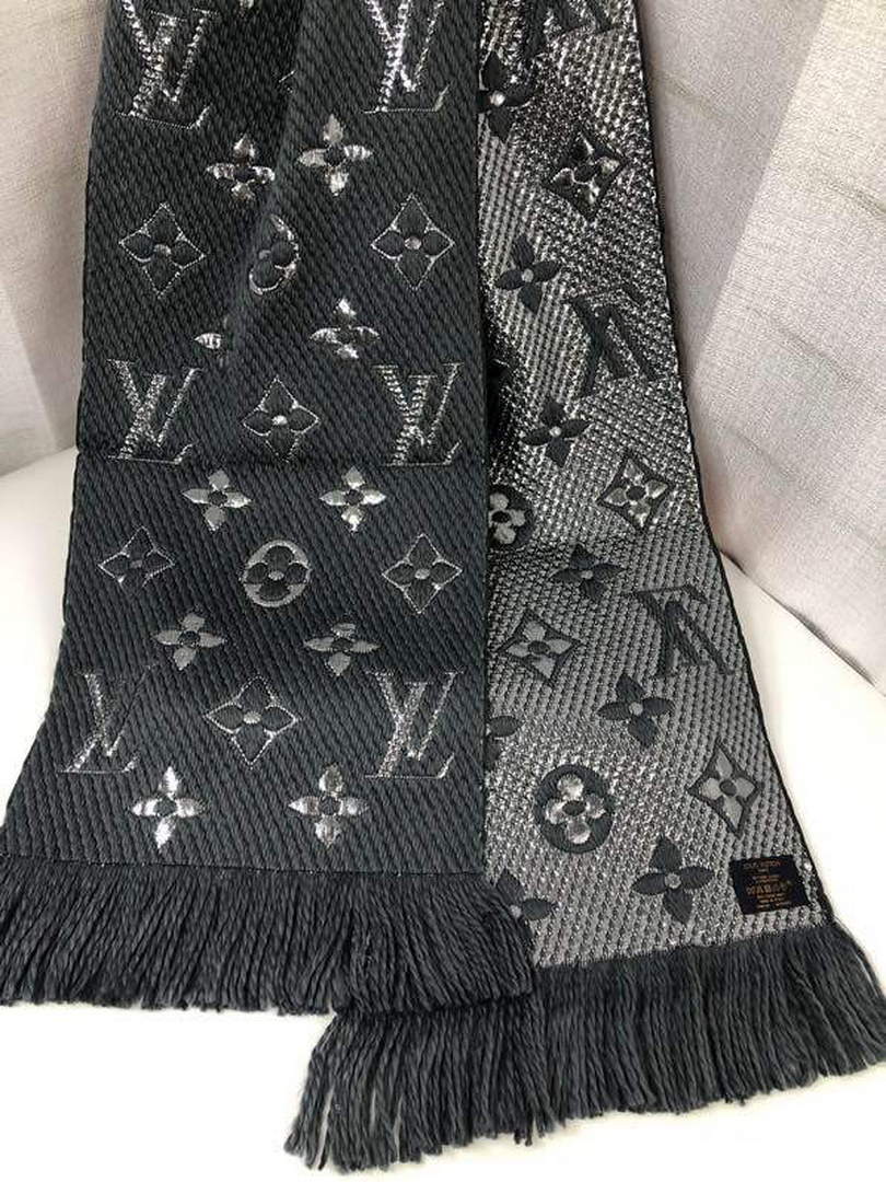 LV M72432 Louis Vuitton Logomania Scarf L60134