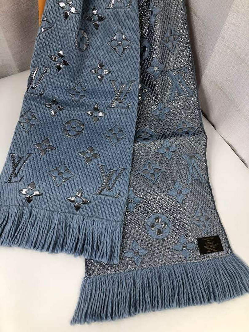 LV M72432 Louis Vuitton Logomania Scarf L60135