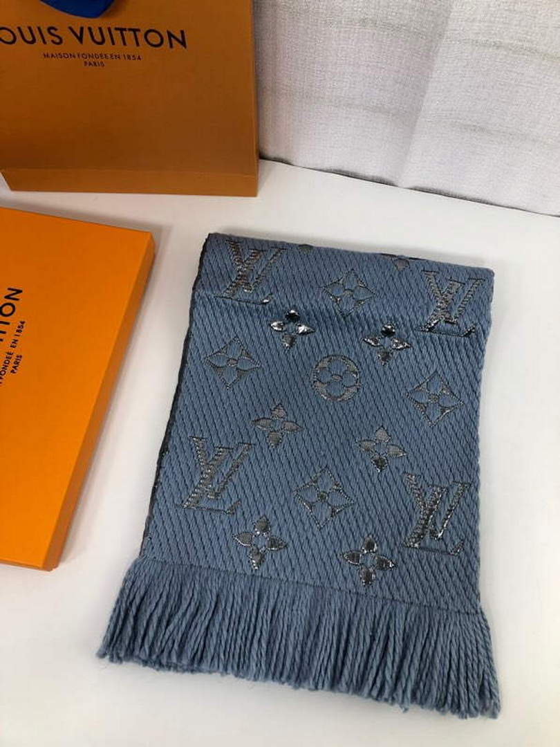 LV M72432 Louis Vuitton Logomania Scarf L60135