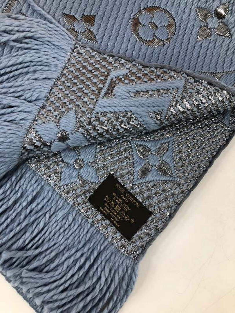 LV M72432 Louis Vuitton Logomania Scarf L60135
