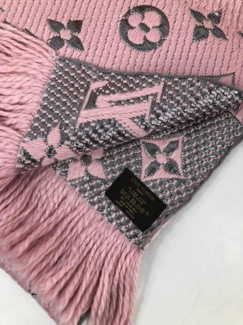 LV M72432 Louis Vuitton Logomania Scarf L60137