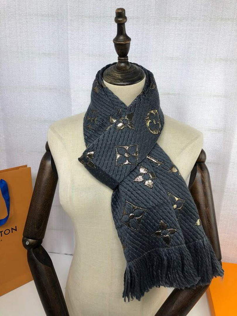 LV M72432 Louis Vuitton Logomania Scarf L60140
