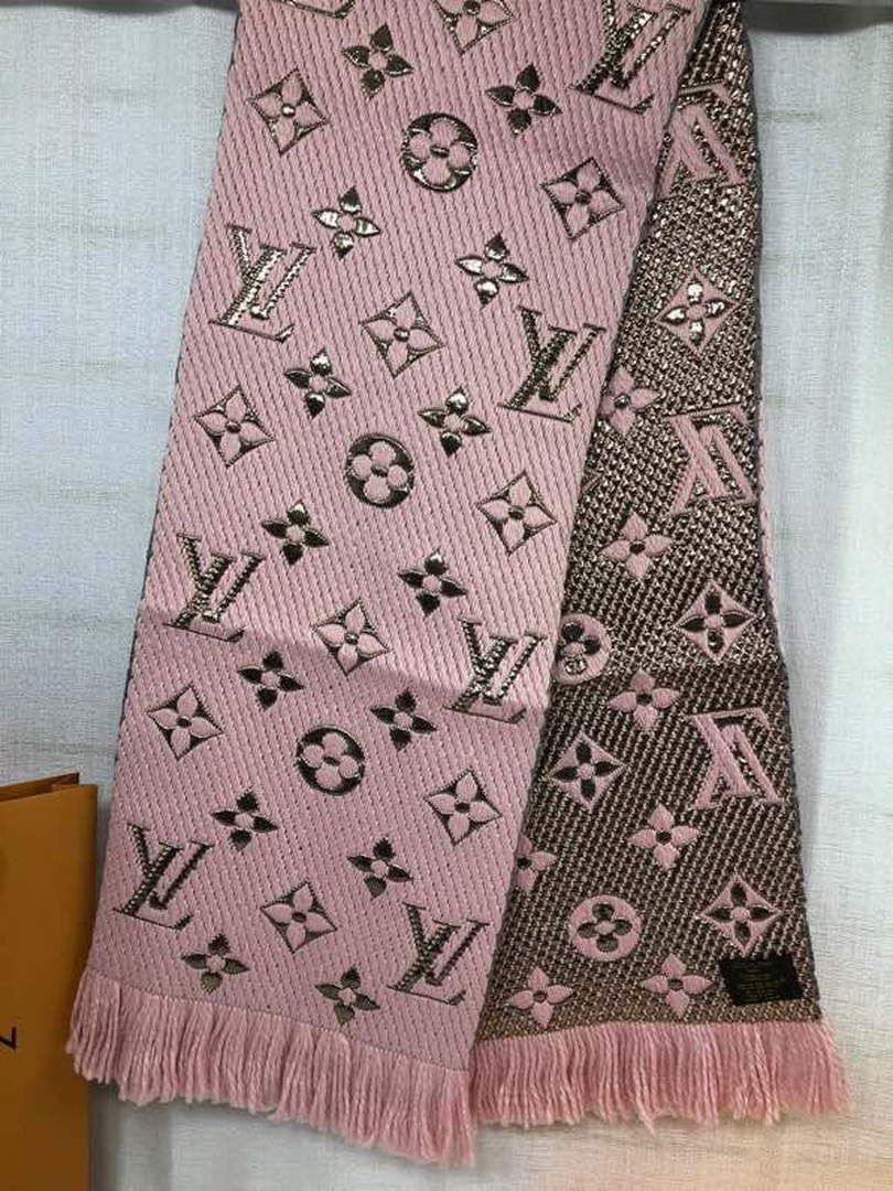 LV M72432 Louis Vuitton Logomania Scarf L60142