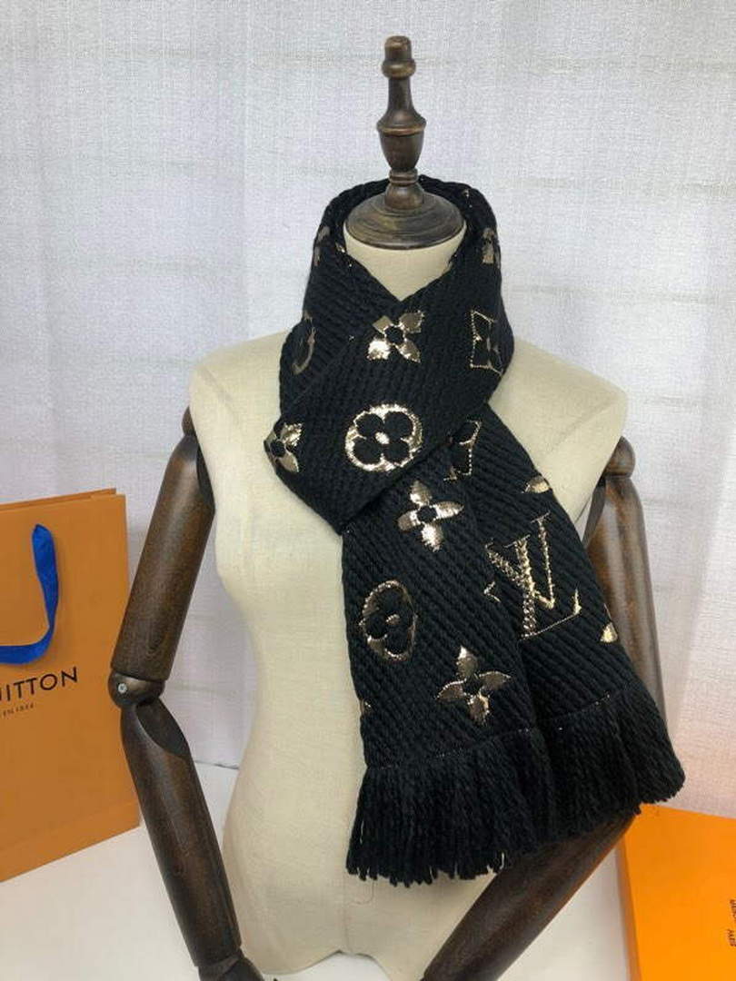 LV M72432 Louis Vuitton Logomania Scarf L60143