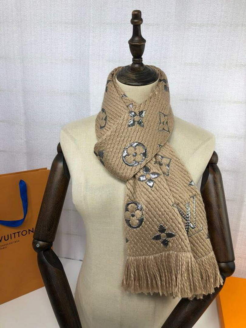 LV M72432 Louis Vuitton Logomania Scarf L60138