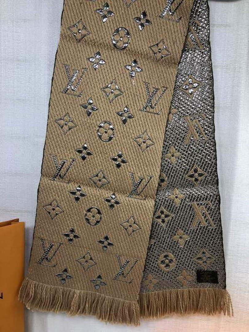 LV M72432 Louis Vuitton Logomania Scarf L60138