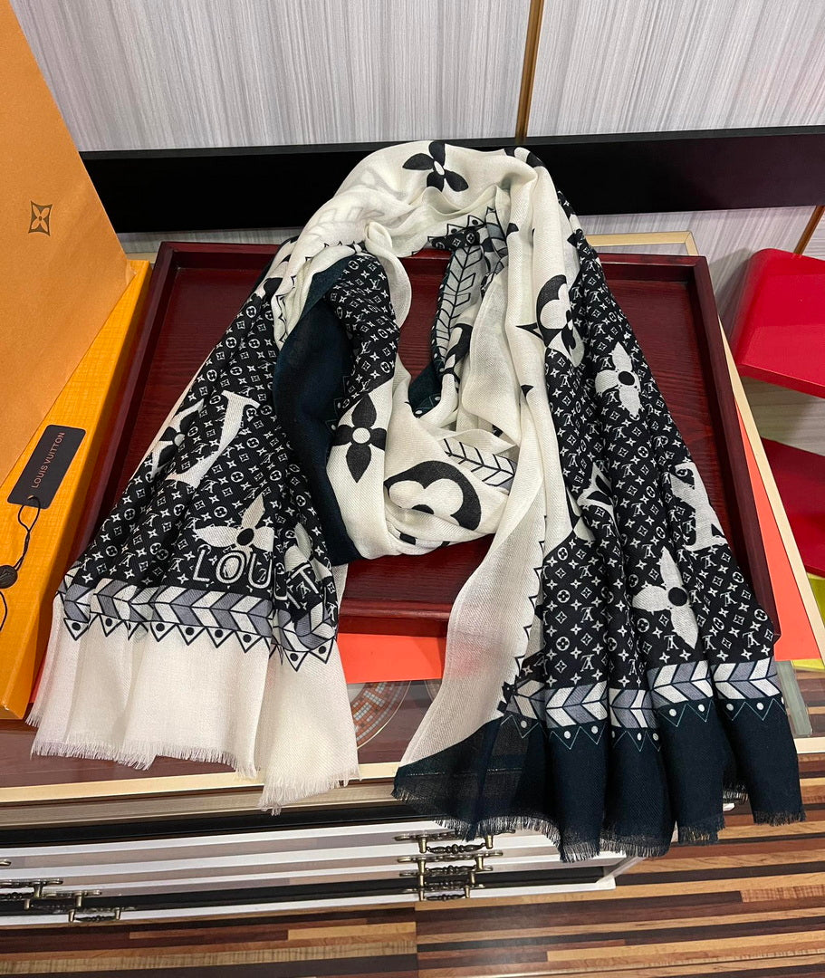 LV M73675 Louis Vuitton Fashion Printing Scarf Stole L60186