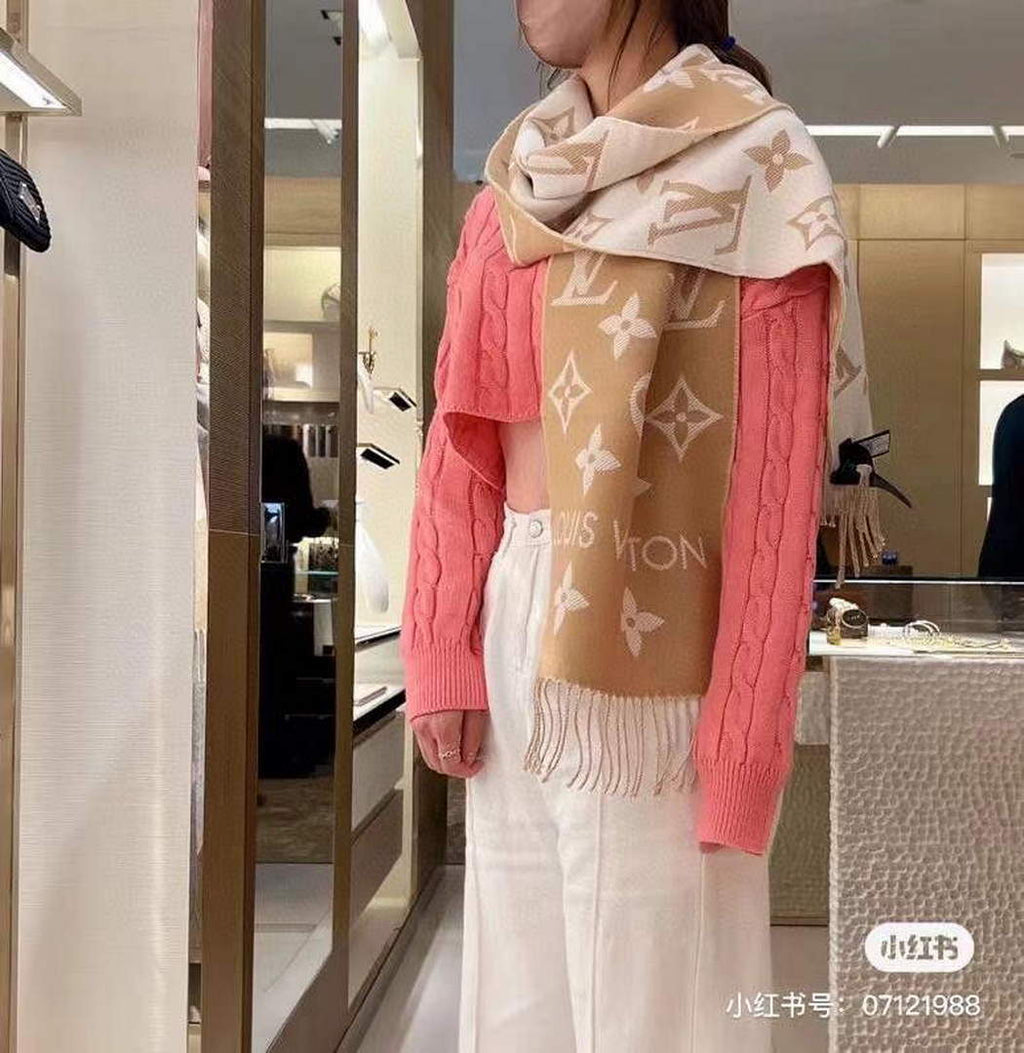 LV M76067 Louis Vuitton Reykjavik Scarf L60131