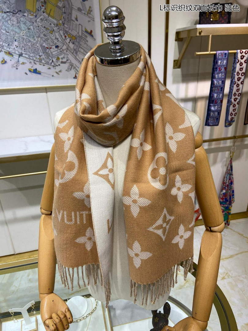 LV M76067 Louis Vuitton Reykjavik Scarf L60131