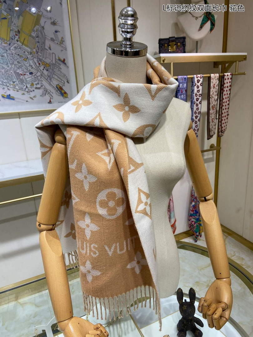 LV M76067 Louis Vuitton Reykjavik Scarf L60131