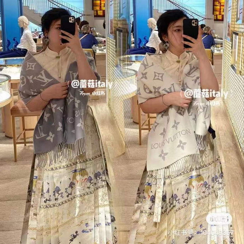 LV M76336 Louis Vuitton Reykjavik Scarf L60132