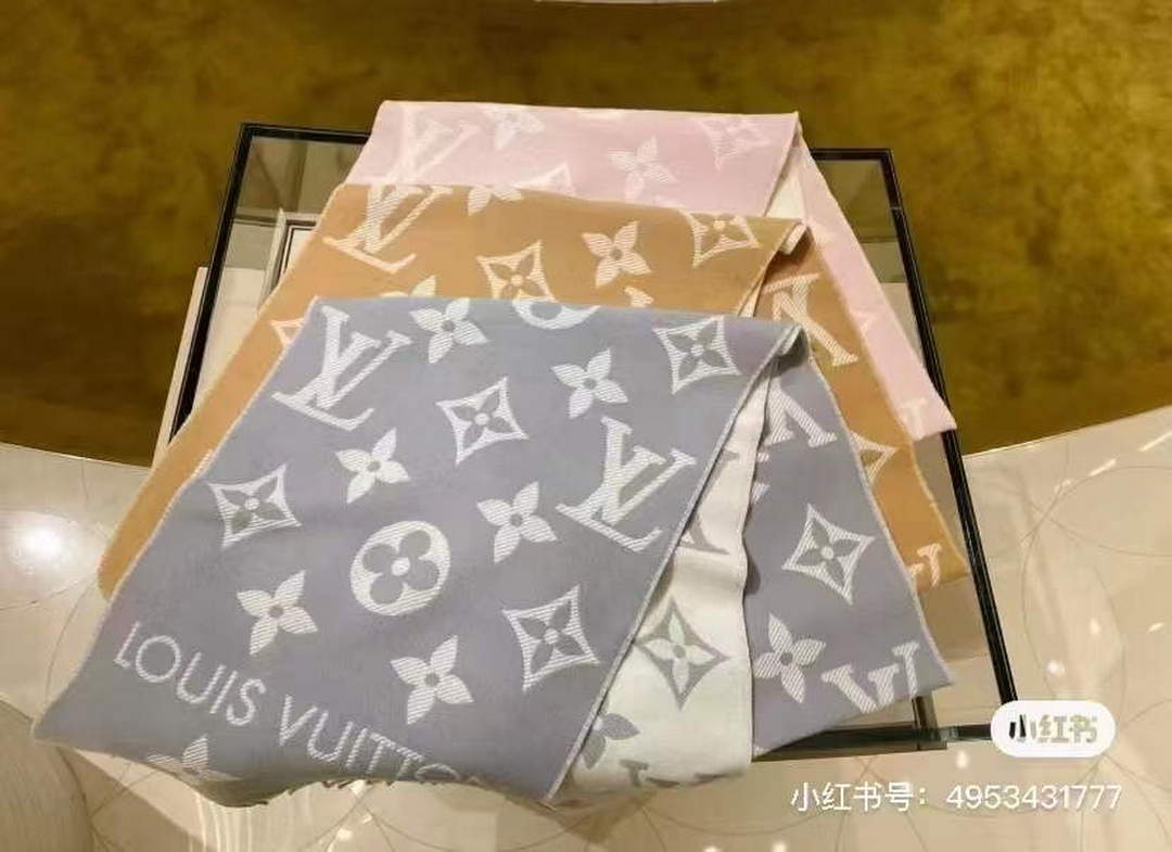 LV M76336 Louis Vuitton Reykjavik Scarf L60132