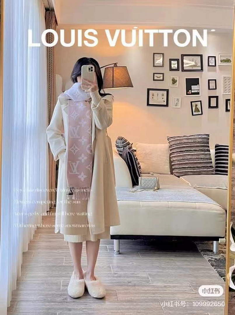 LV M77375 Louis Vuitton Reykjavik Scarf L60133