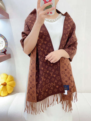 LV M77377 Louis Vuitton Scarves Game On Scarf L38937 - Default Title - View 1