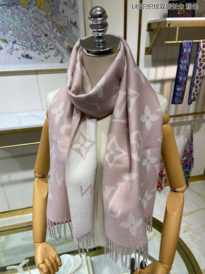 LV M77729 Louis Vuitton LV Essential Scarf  L60192 - Default Title - View 1