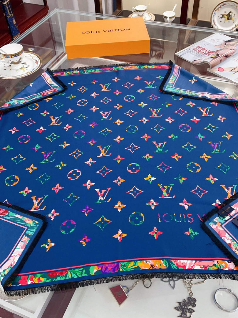 LV M77917 Louis Vuitton LV Garden Square 90 L60198