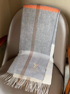 LV M77935 Louis Vuitton LV Varsity Scarf L60213 - Default Title - View 8
