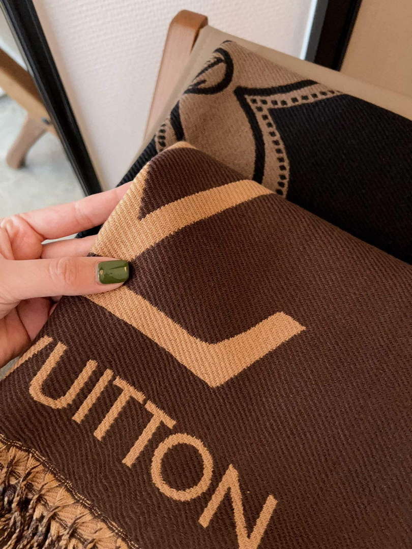 LV M78120 Louis Vuitton The Ultimate Shine Scarf L60221