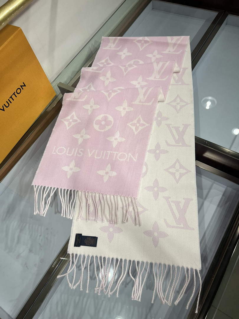 LV M78124 Louis Vuitton Reykjavik Scarf  L60164