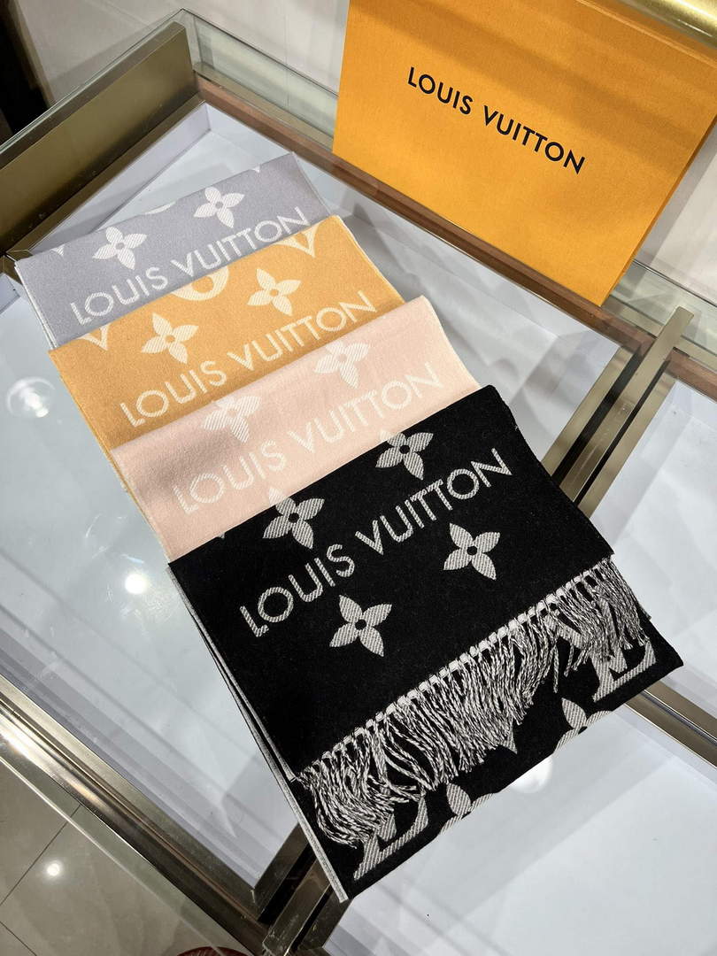 LV M78124 Louis Vuitton Reykjavik Scarf  L60167