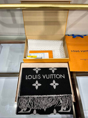 LV M78124 Louis Vuitton Reykjavik Scarf  L60167 - Default Title - View 4