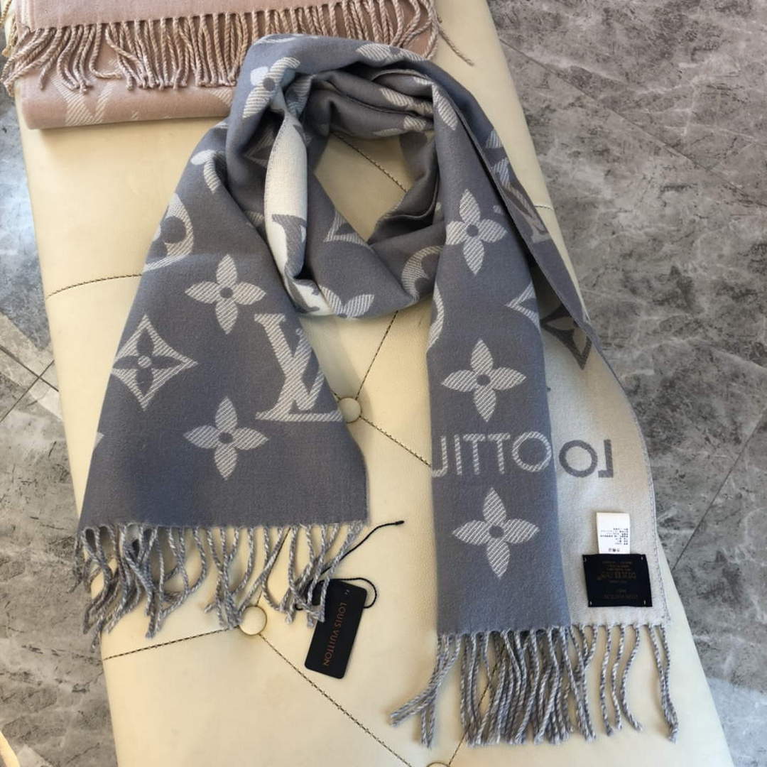 LV M78124 Louis Vuitton Reykjavik Scarf  L60165