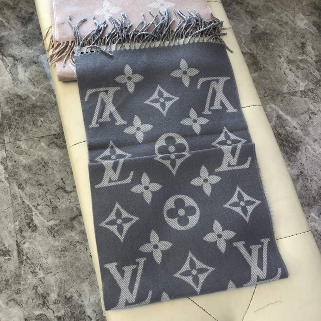 LV M78124 Louis Vuitton Reykjavik Scarf  L60165