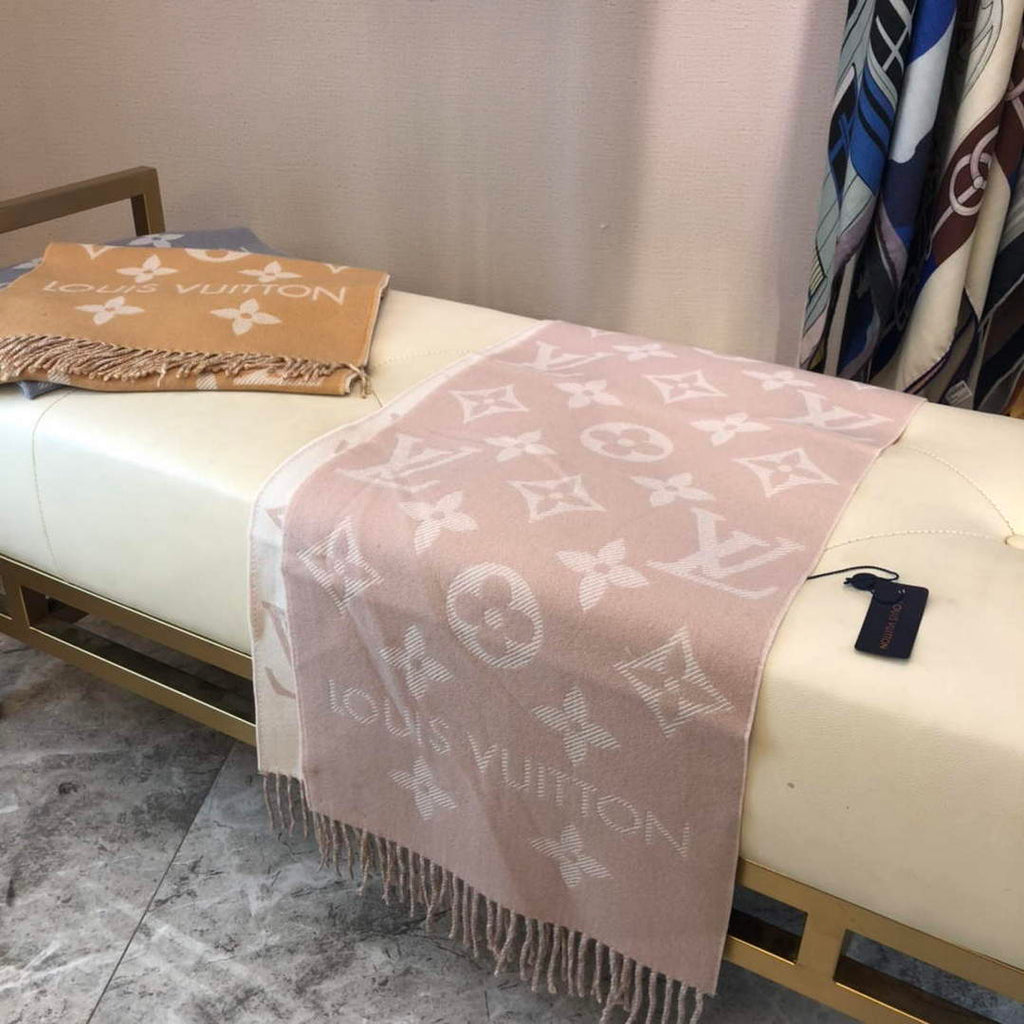 LV M78124 Louis Vuitton Reykjavik Scarf  L60168
